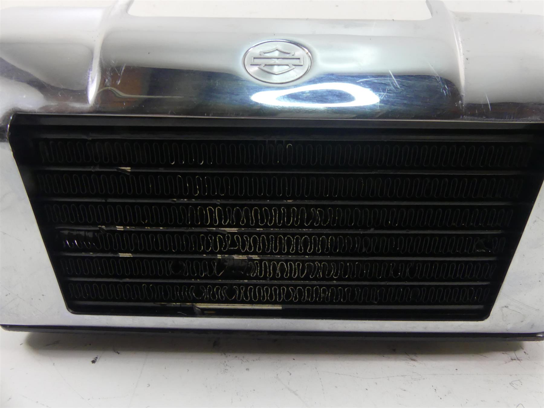 2005 Harley Touring CVO FLHTCSE Electra Glide Oil Cooler & Cover Set 62994-04 {{ shop.shopifyCountryName }} - Mototech271