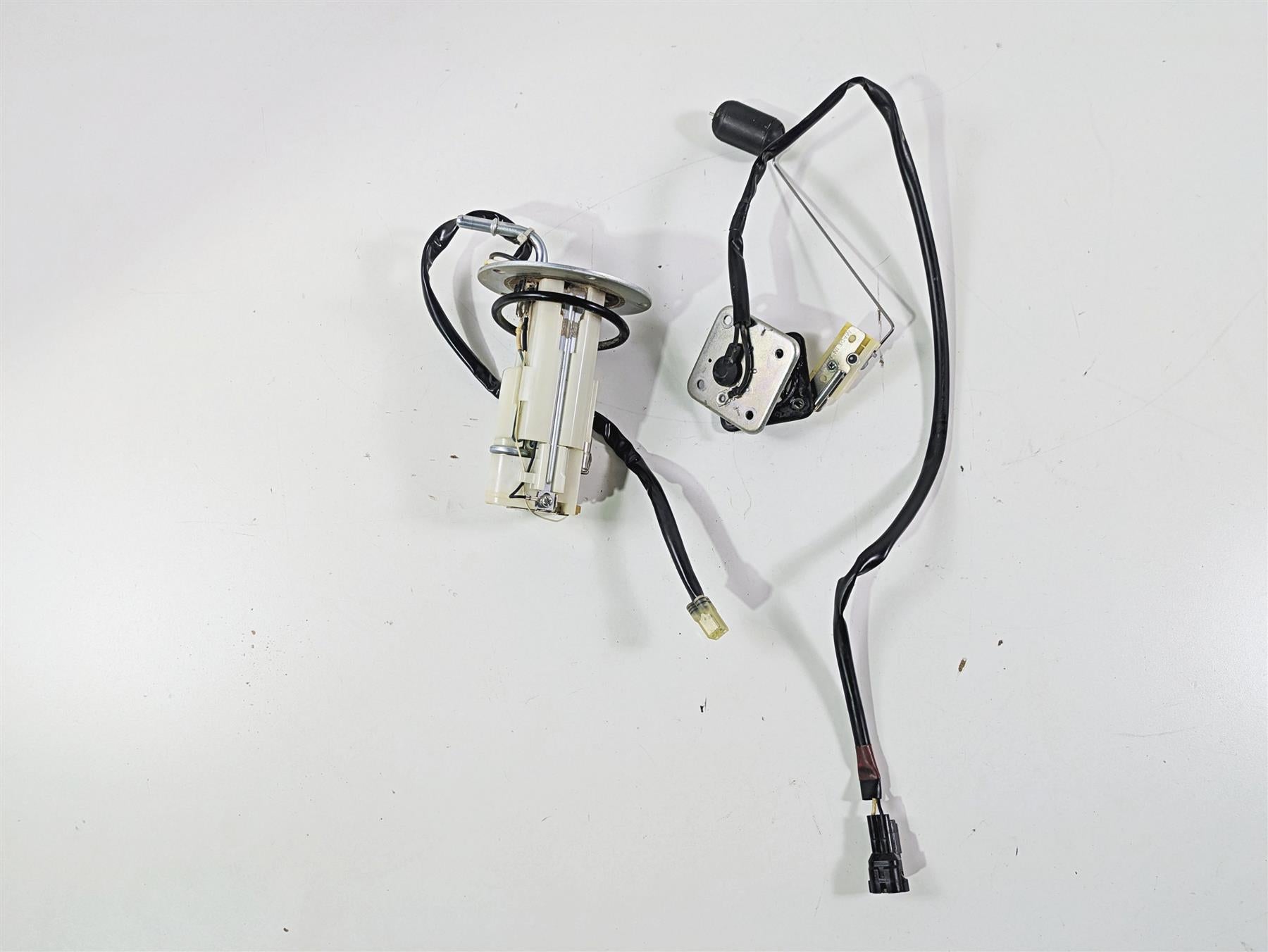 2023 Kawasaki ZX1400 ZX14R Ninja Fuel Gas Pump & Sending Unit 49miles 49040-0820