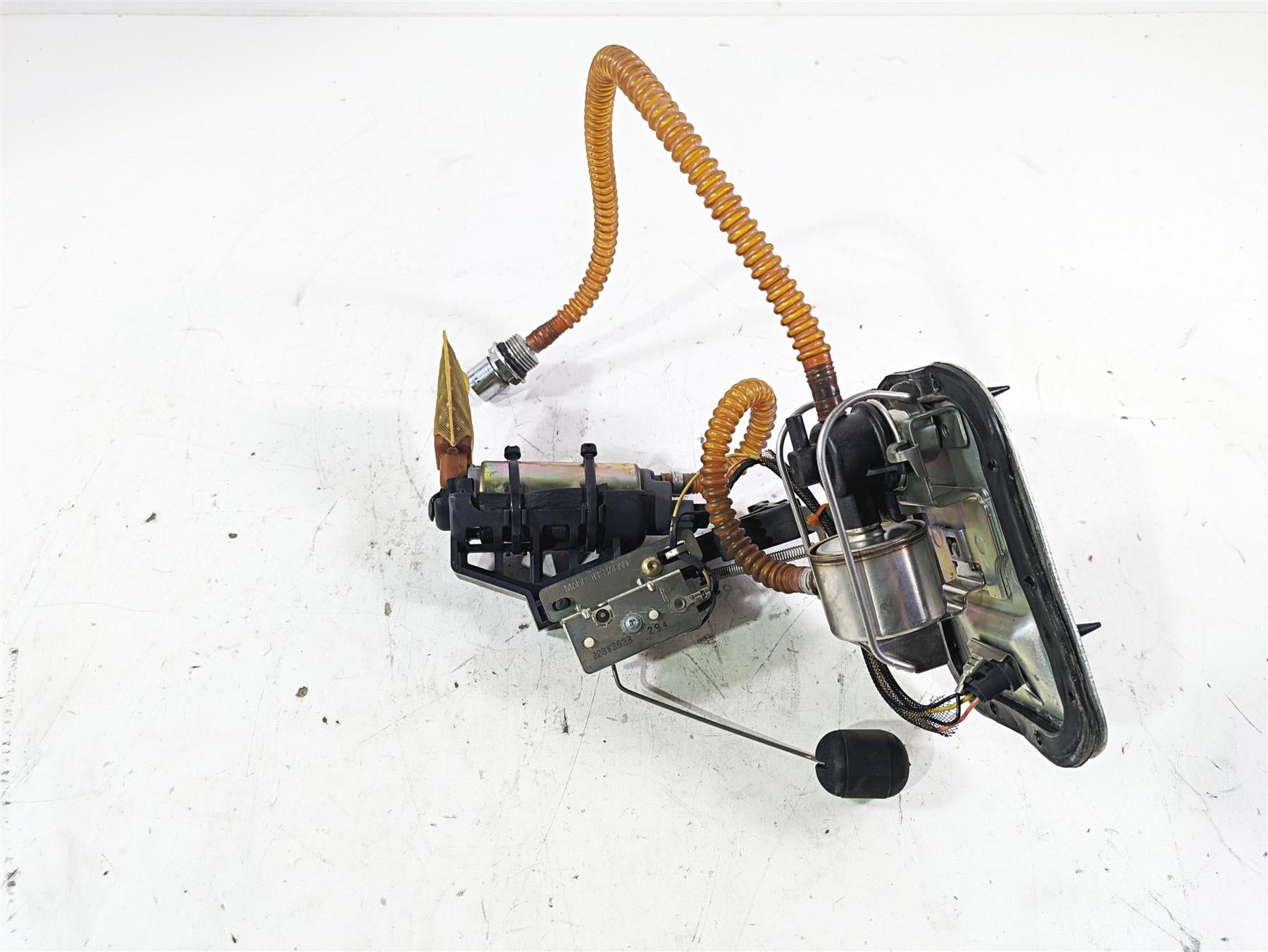 2005 Harley Softail FLSTFSE CVO Fat Boy Fuel Gas Petrol Pump 75132-01D {{ shop.shopifyCountryName }} - Mototech271