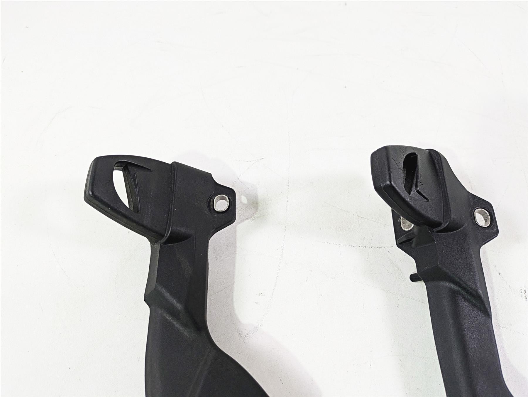 2010 BMW R1200RT K26 Saddlebag Holder Bracket Mount Set 46547699903 46547699904 {{ shop.shopifyCountryName }} - Mototech271