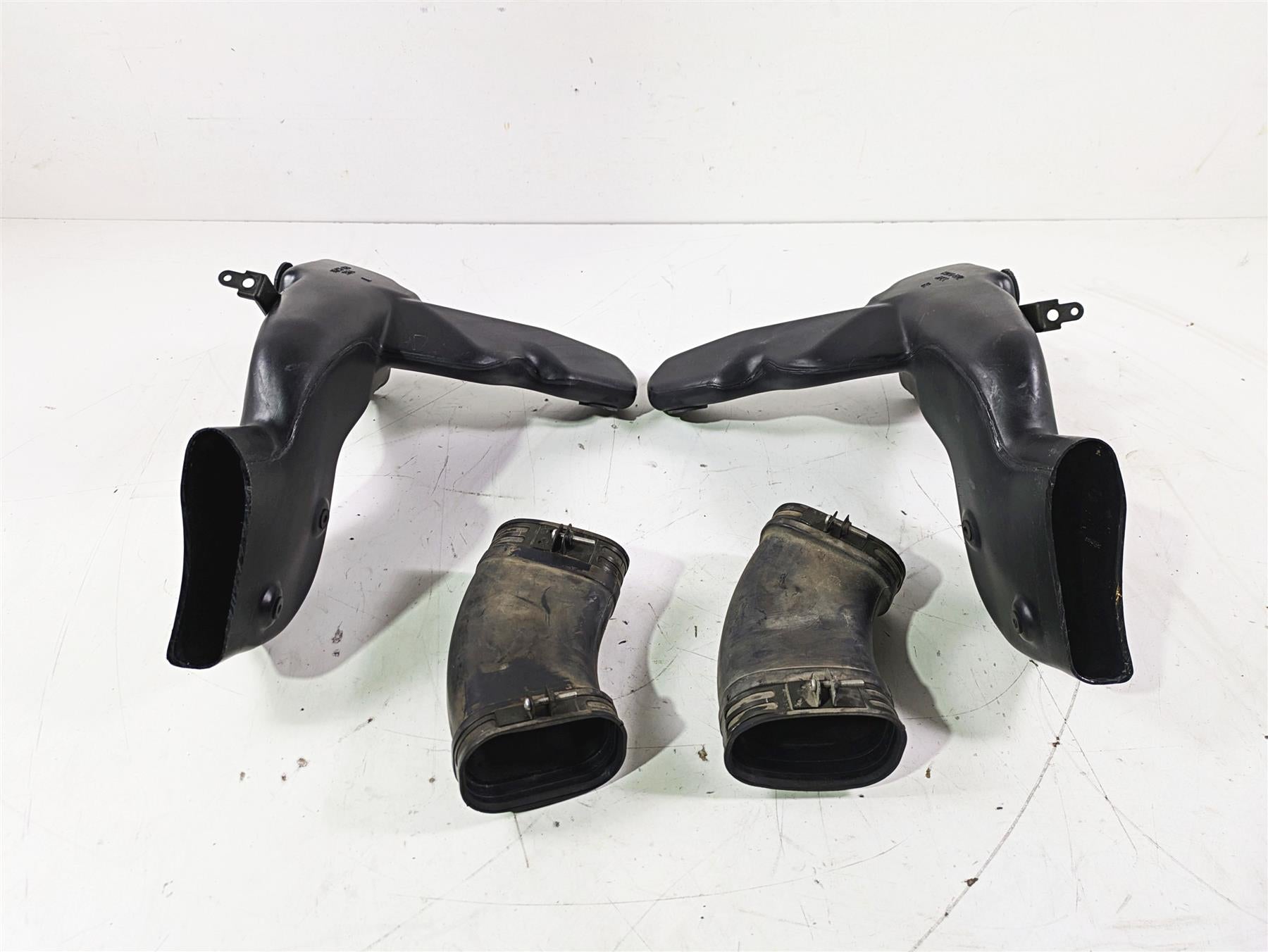 2005 Kawasaki ZX12R Ninja Front Air Duct Ram Set 14073-1811 14073-1750 {{ shop.shopifyCountryName }} - Mototech271