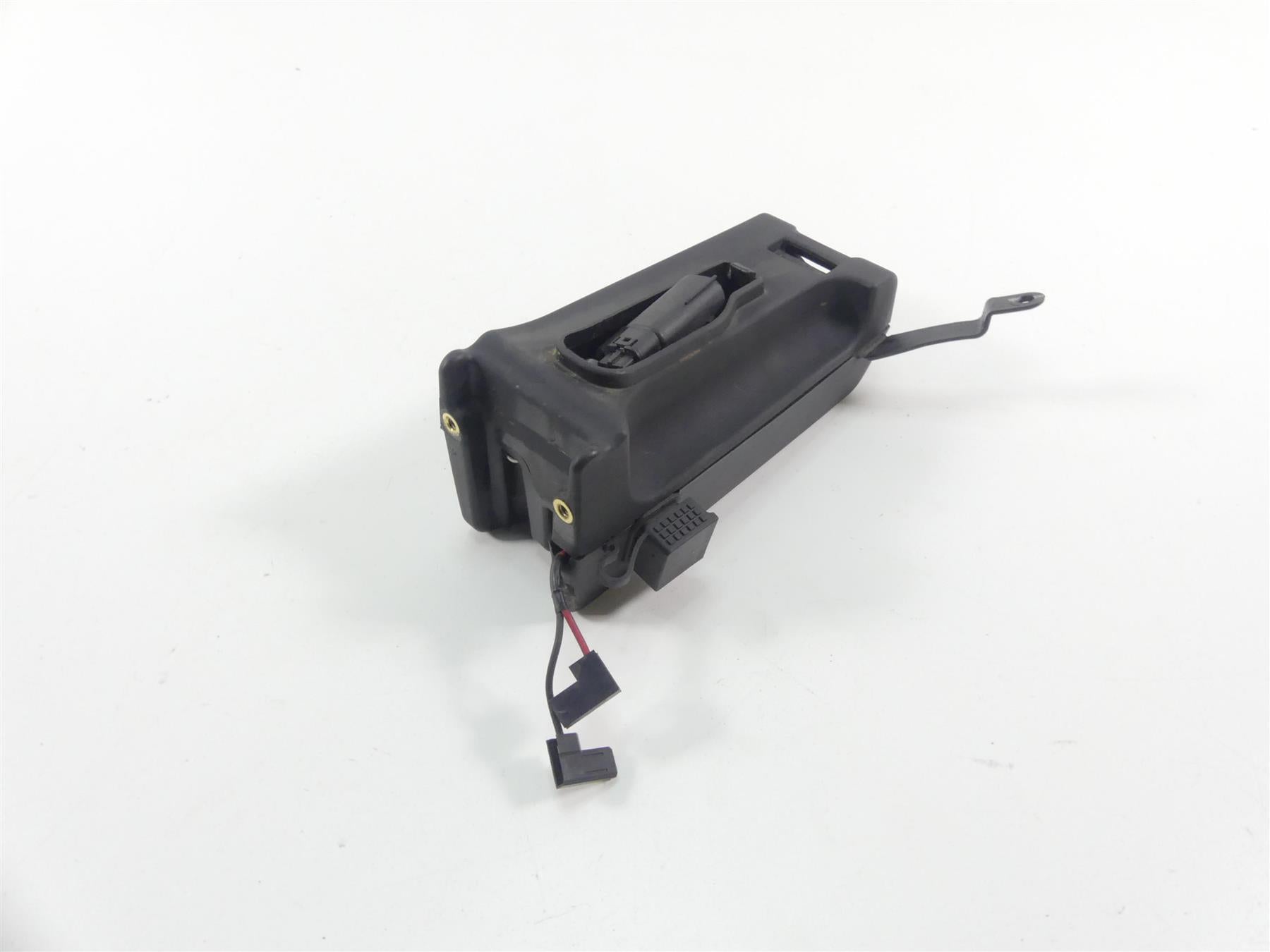 2022 Harley Softail FXBBS Street Bob Horn Mount Box + Steer Wiring 69201654 {{ shop.shopifyCountryName }} - Mototech271