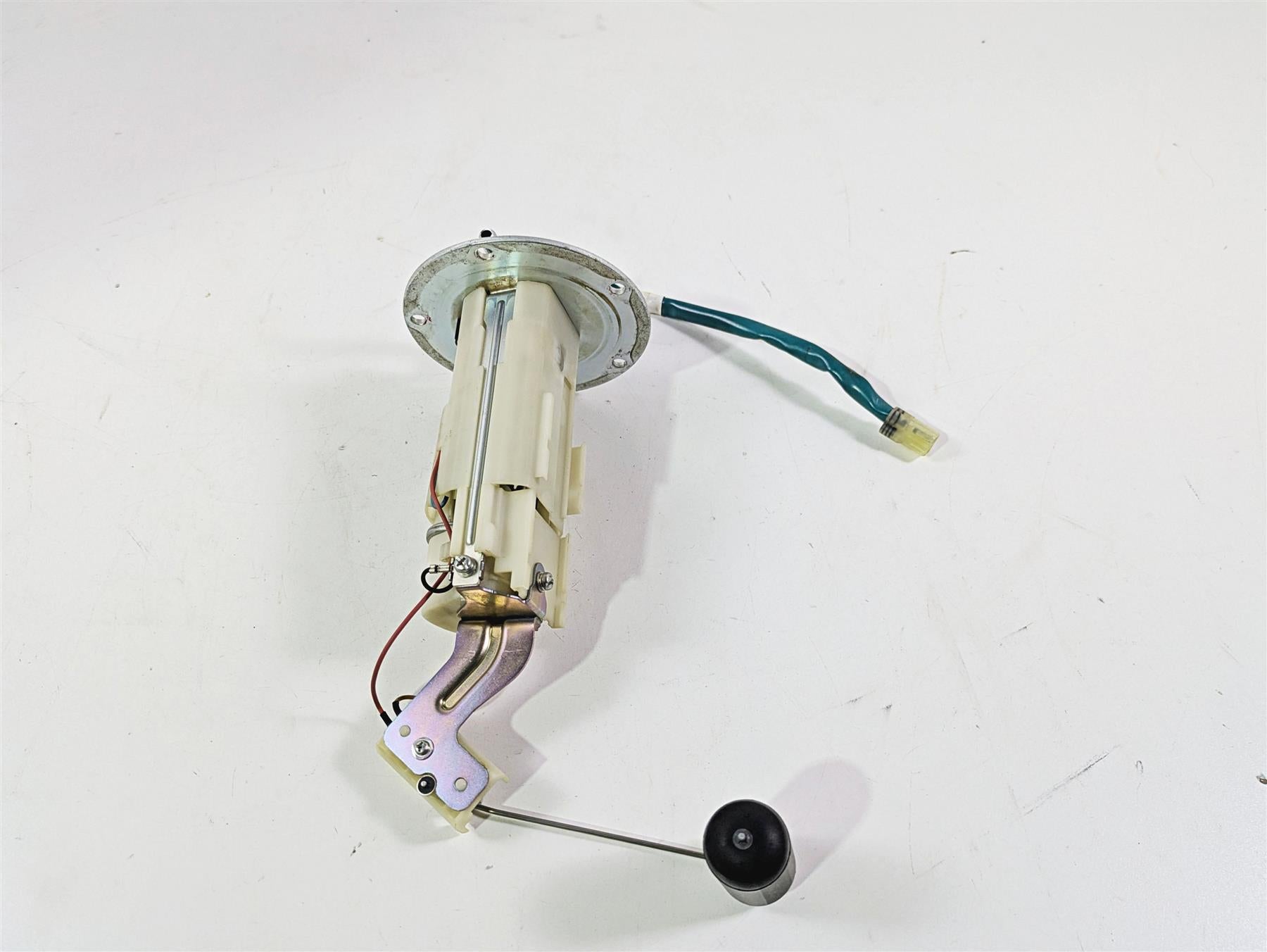 2020 Kawasaki Z900 ZR900 Fuel Gas Petrol Pump 49040-0756 {{ shop.shopifyCountryName }} - Mototech271