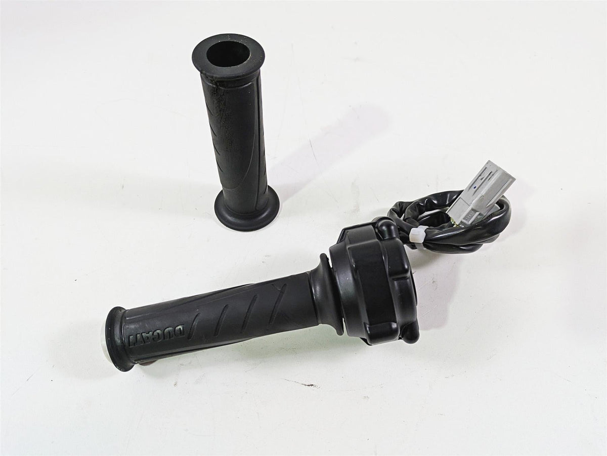 2019 Ducati Supersport 939 S Ride Fly By Wire Throttle Sensor 66020093B {{ shop.shopifyCountryName }} - Mototech271