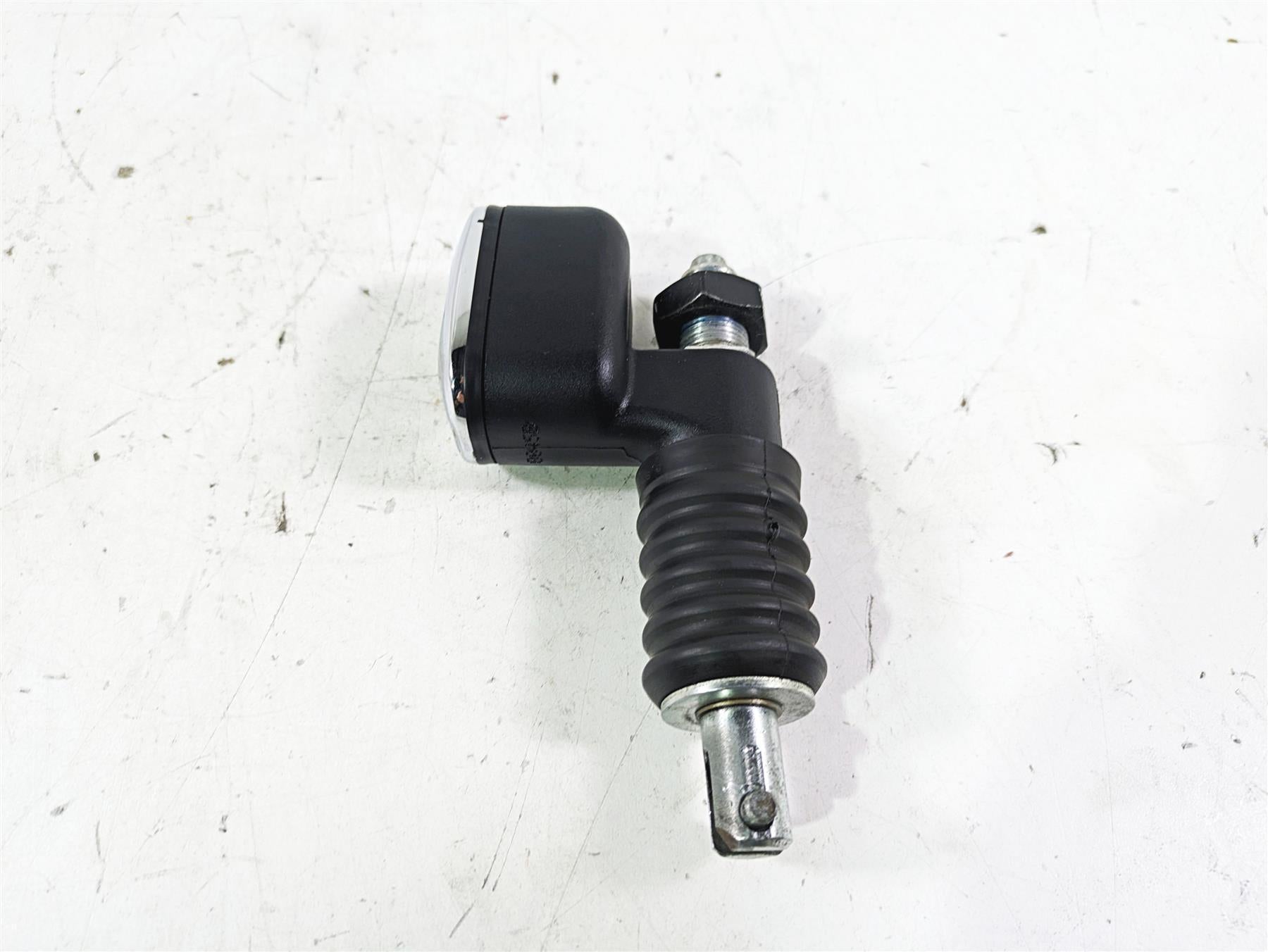 2005 Harley Softail FLSTFSE CVO Fat Boy Rear Brake Master Cylinder 41754-00F {{ shop.shopifyCountryName }} - Mototech271