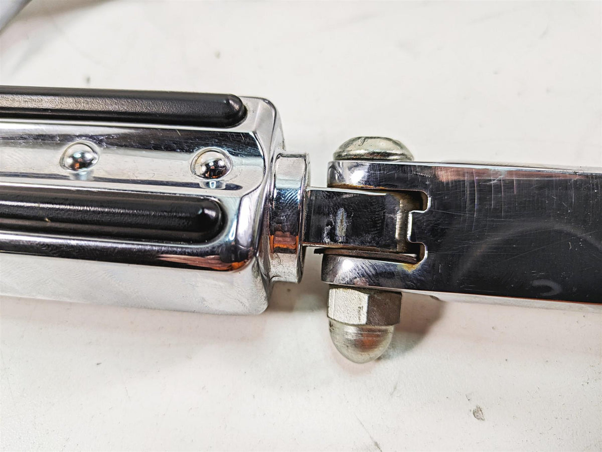 2009 Harley Dyna FXDFSE CVO Fat Bob Rear Passenger Footpeg Set 49250-06 49251-06 {{ shop.shopifyCountryName }} - Mototech271