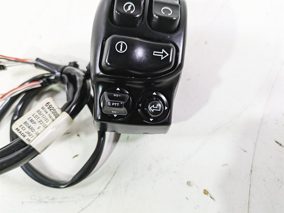 2016 Harley Touring FLTRX Road Glide Right Hand Control Switch 71500129C {{ shop.shopifyCountryName }} - Mototech271
