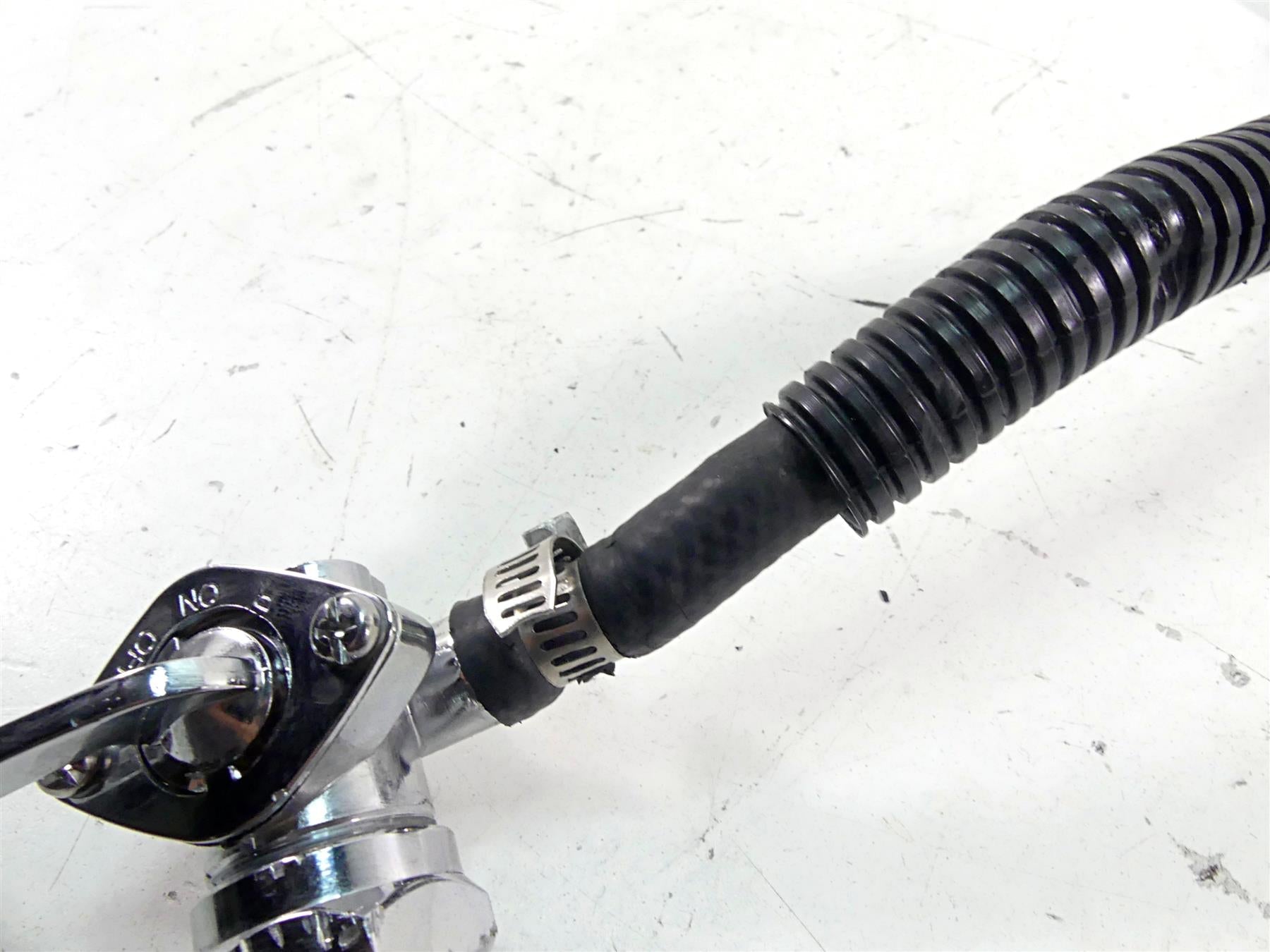 2002 Harley Touring FLHTC Electra Glide Chrome Fuel Gas Valve Petcock 61338-02 {{ shop.shopifyCountryName }} - Mototech271