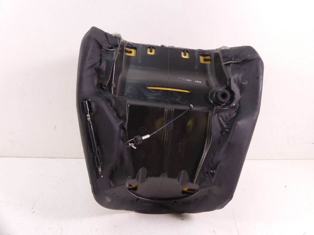 2009 Harley VRSCAW V-Rod Front Rider Driver Saddle Seat - Nice 52383-07 {{ shop.shopifyCountryName }} - Mototech271