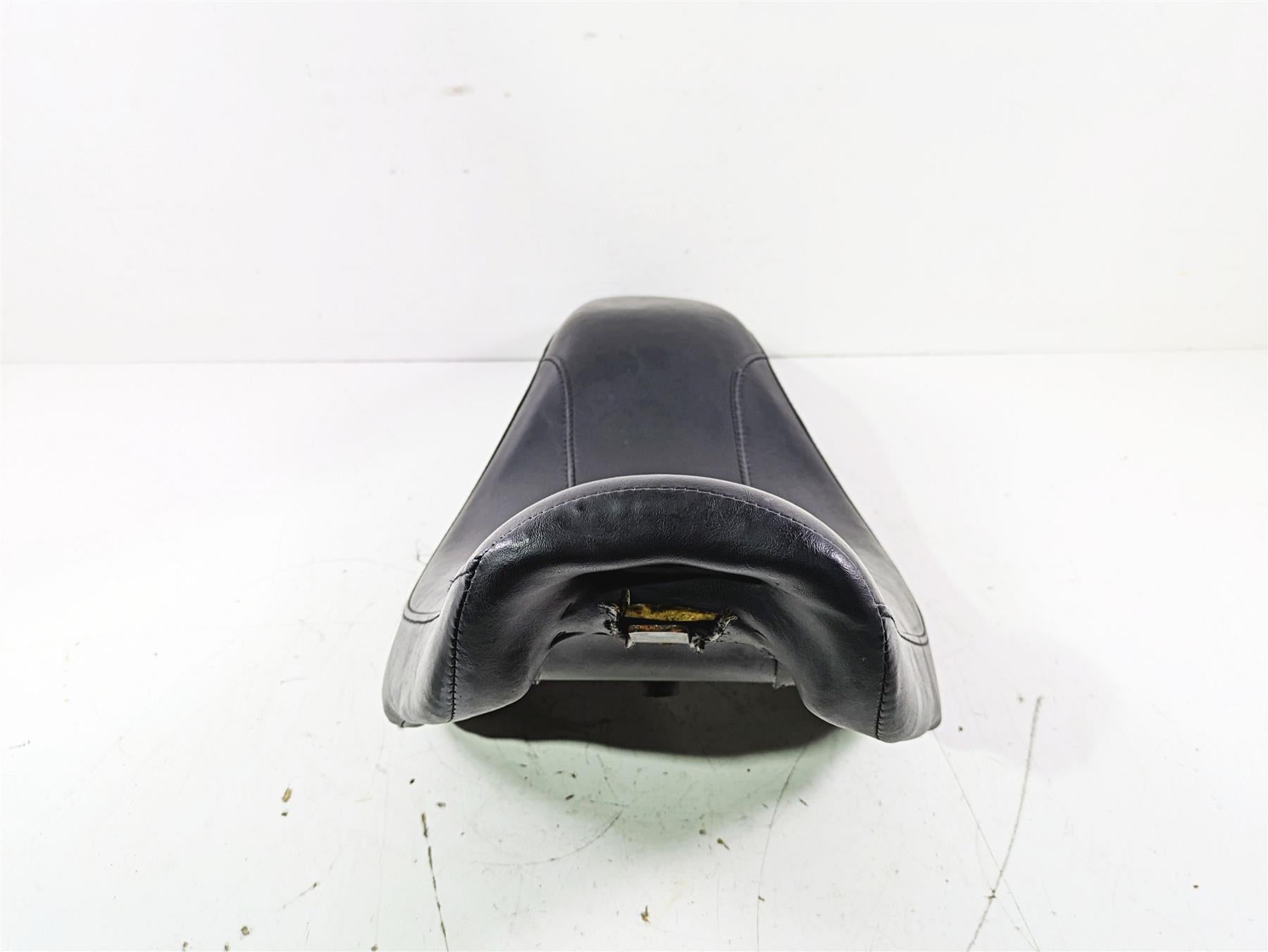 2000-2007 Harley Softail FLSTD Deuce Rider Seat Saddle 92028-07 {{ shop.shopifyCountryName }} - Mototech271