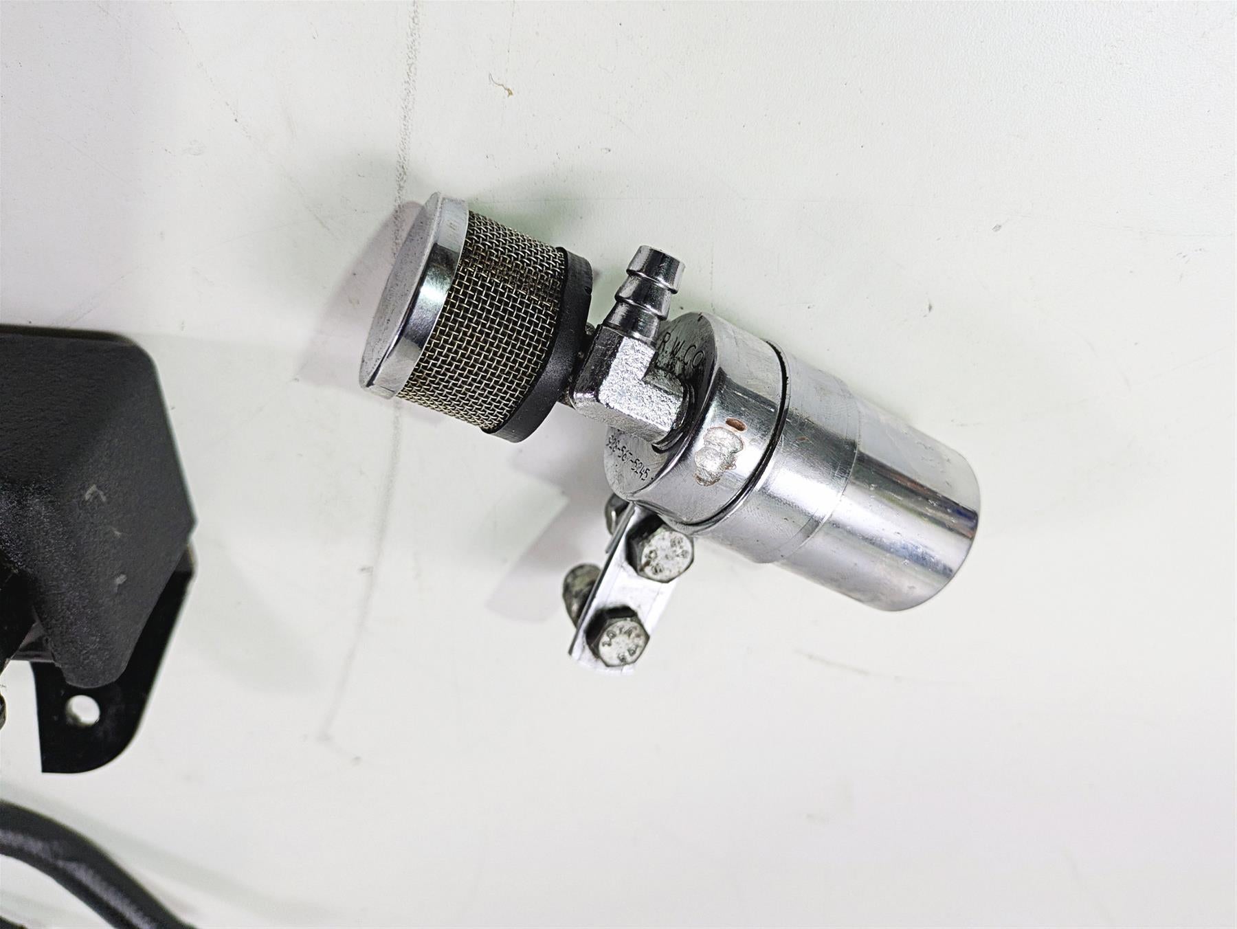 2001 Harley Touring FLHX Street Glide Oil Cooler & catch Breather Pan Set 928-567-5245 {{ shop.shopifyCountryName }} - Mototech271
