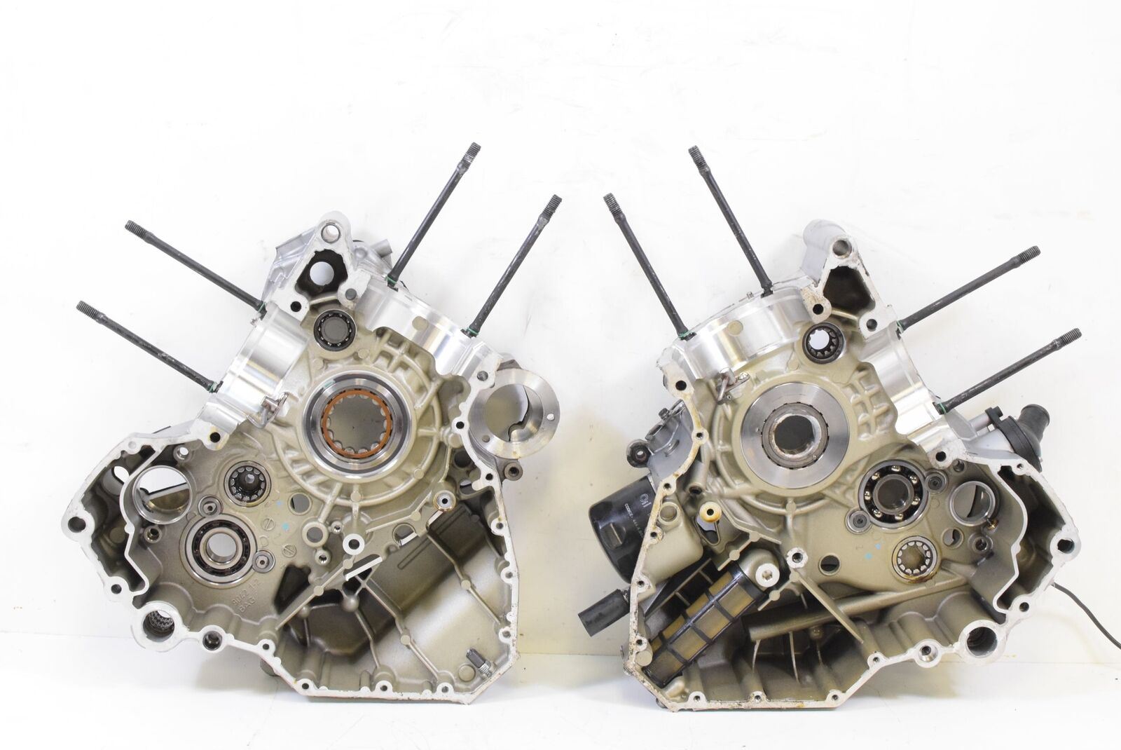 2017 Ducati Multistrada 1200 ABS Crank Case Engine Motor Crankcase 225Z0061B {{ shop.shopifyCountryName }} - Mototech271