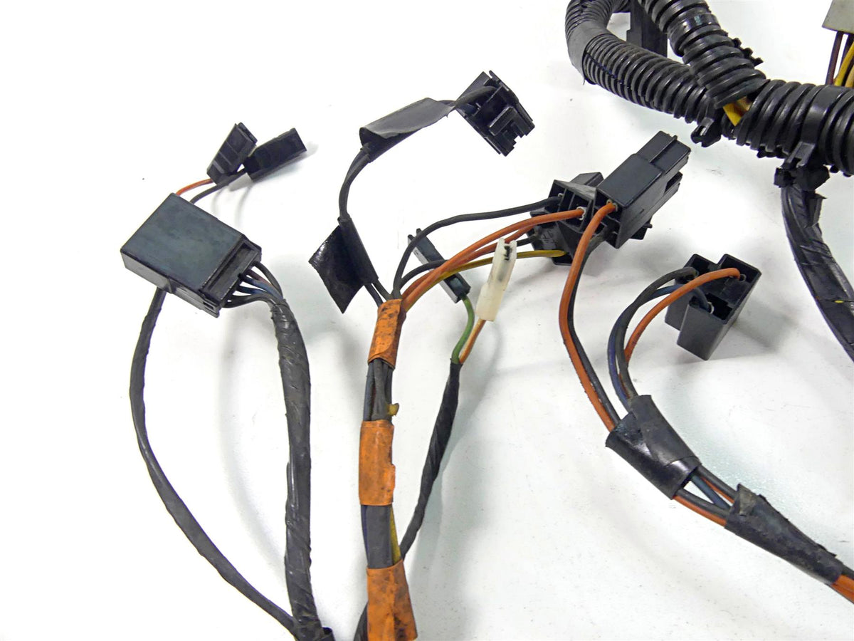 2004 Harley Touring FLHTCUI Electra Glide Interconnect Wiring Harness 70232-04 {{ shop.shopifyCountryName }} - Mototech271