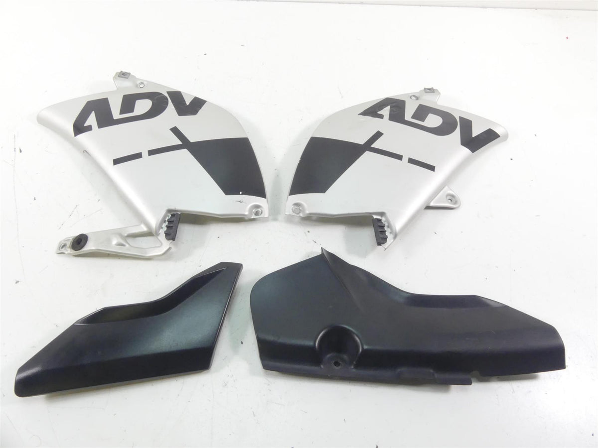 2012 BMW R1200 GS K255 Adventure Between Leg Side Cover Fairing Set 46637677515 {{ shop.shopifyCountryName }} - Mototech271