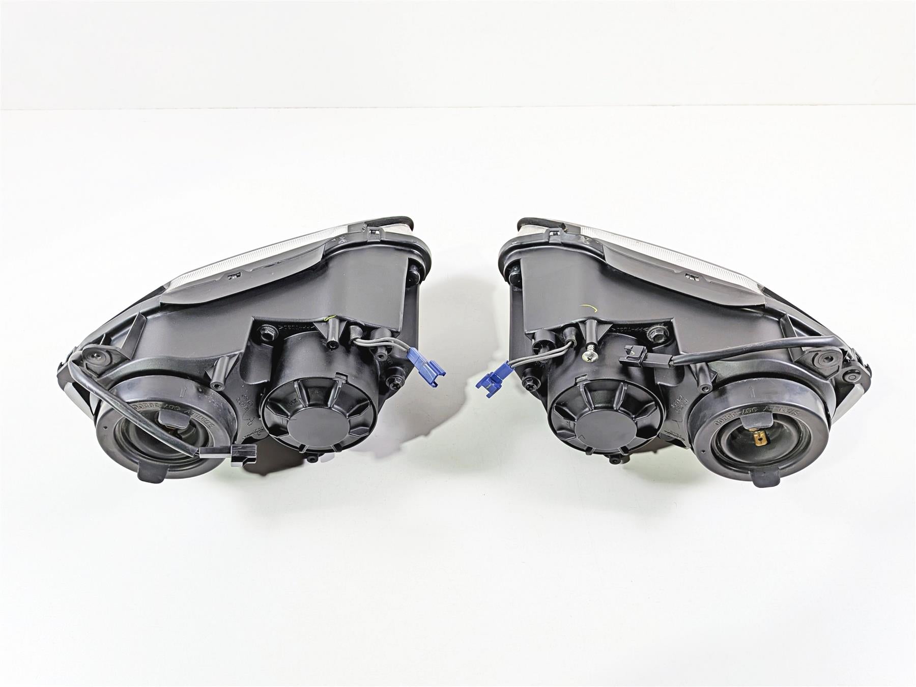 2008 Yamaha YZF R1 RN19 Nice Headlight Head Lamp Set & Wiring 4C8-84303-40-00 {{ shop.shopifyCountryName }} - Mototech271