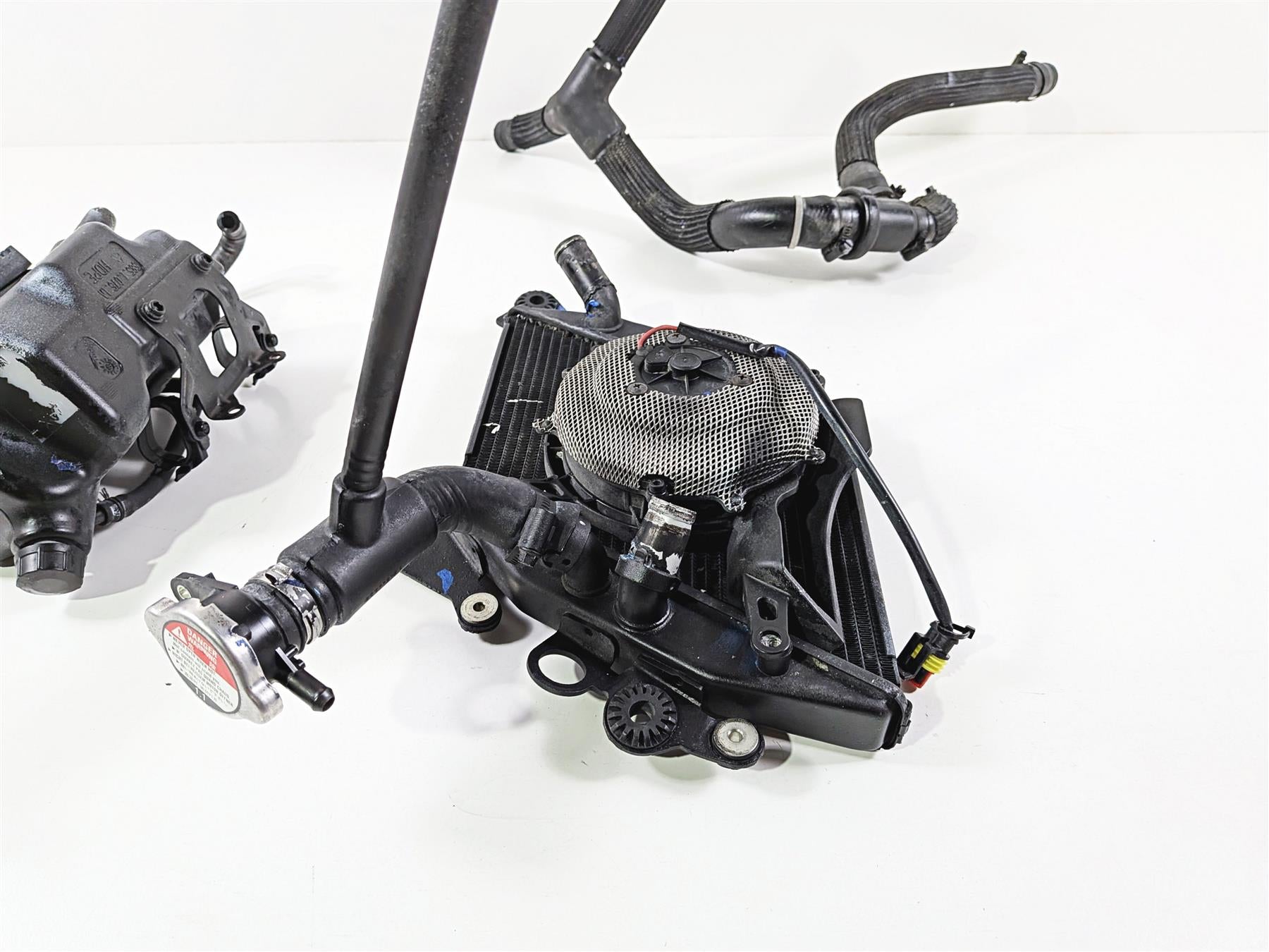2015 Ducati Diavel Dark Right Coolant Radiator Fan Set 54840881B-Mototech271