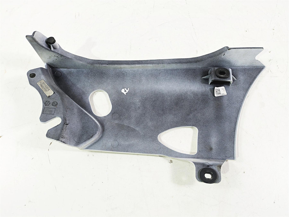 2018 Indian Chieftain Limited Right Lower Side Cover Fairing White Pearl 5450418 {{ shop.shopifyCountryName }} - Mototech271
