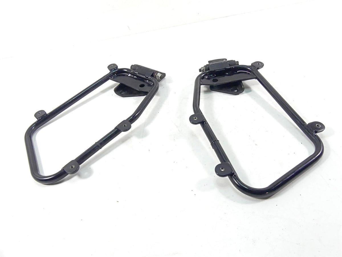 2007 Honda VTX1800 T2 Saddlebag Luggage Mount Bracket Set 08L56-MCV-100J {{ shop.shopifyCountryName }} - Mototech271