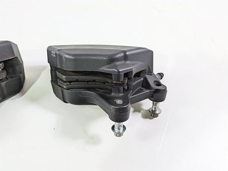 2016 Harley VRSCDX Night Rod Front Brake Caliper Set 44731-08 44732-08 {{ shop.shopifyCountryName }} - Mototech271