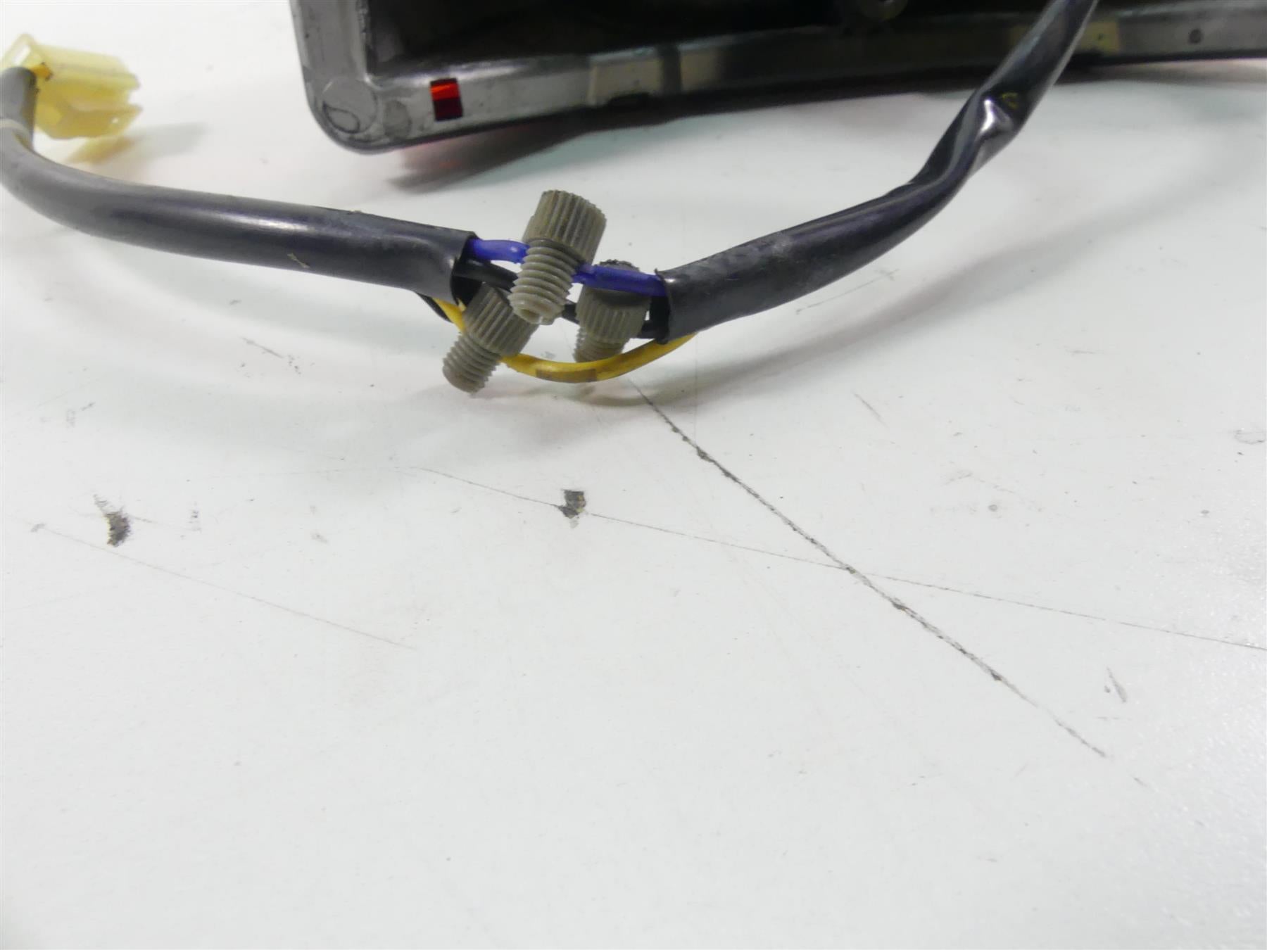 2008 Yamaha FZ1 Fazer Taillight Tail Stop Brake Light Lamp Lens 2D1-84710-00-00 {{ shop.shopifyCountryName }} - Mototech271