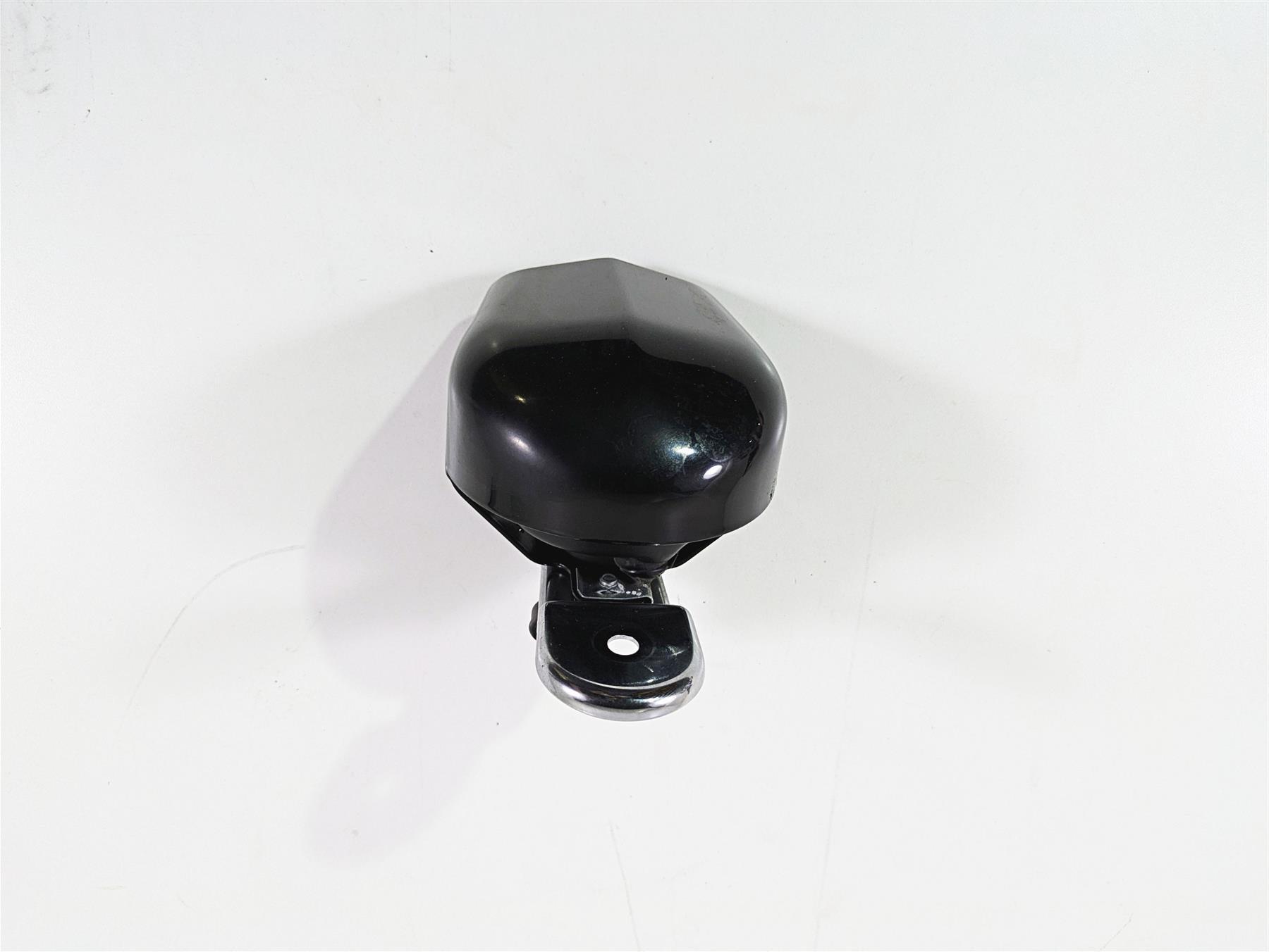 2009 Harley FLSTSB Cross Bones Horn & Black Cover 61300452 69060-90H {{ shop.shopifyCountryName }} - Mototech271