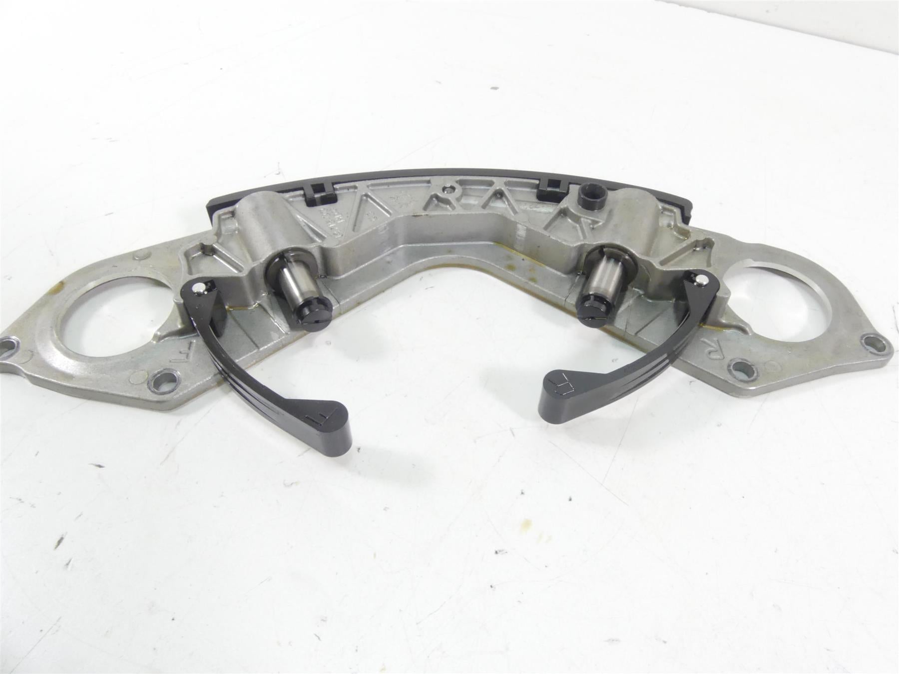 2002 Harley Softail FXSTDI Deuce Balancer Bracket Support Shaft Set 14715-00 {{ shop.shopifyCountryName }} - Mototech271