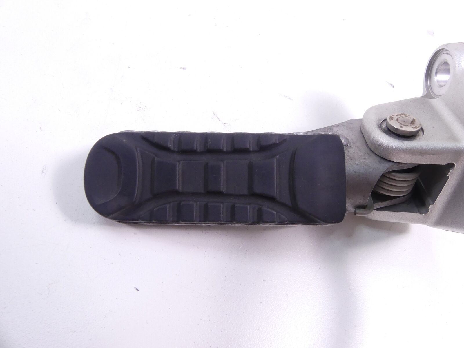 2018 BMW R nineT Urban GS K33 Left Rider Front Foot Peg Footpeg 46718558717 {{ shop.shopifyCountryName }} - Mototech271