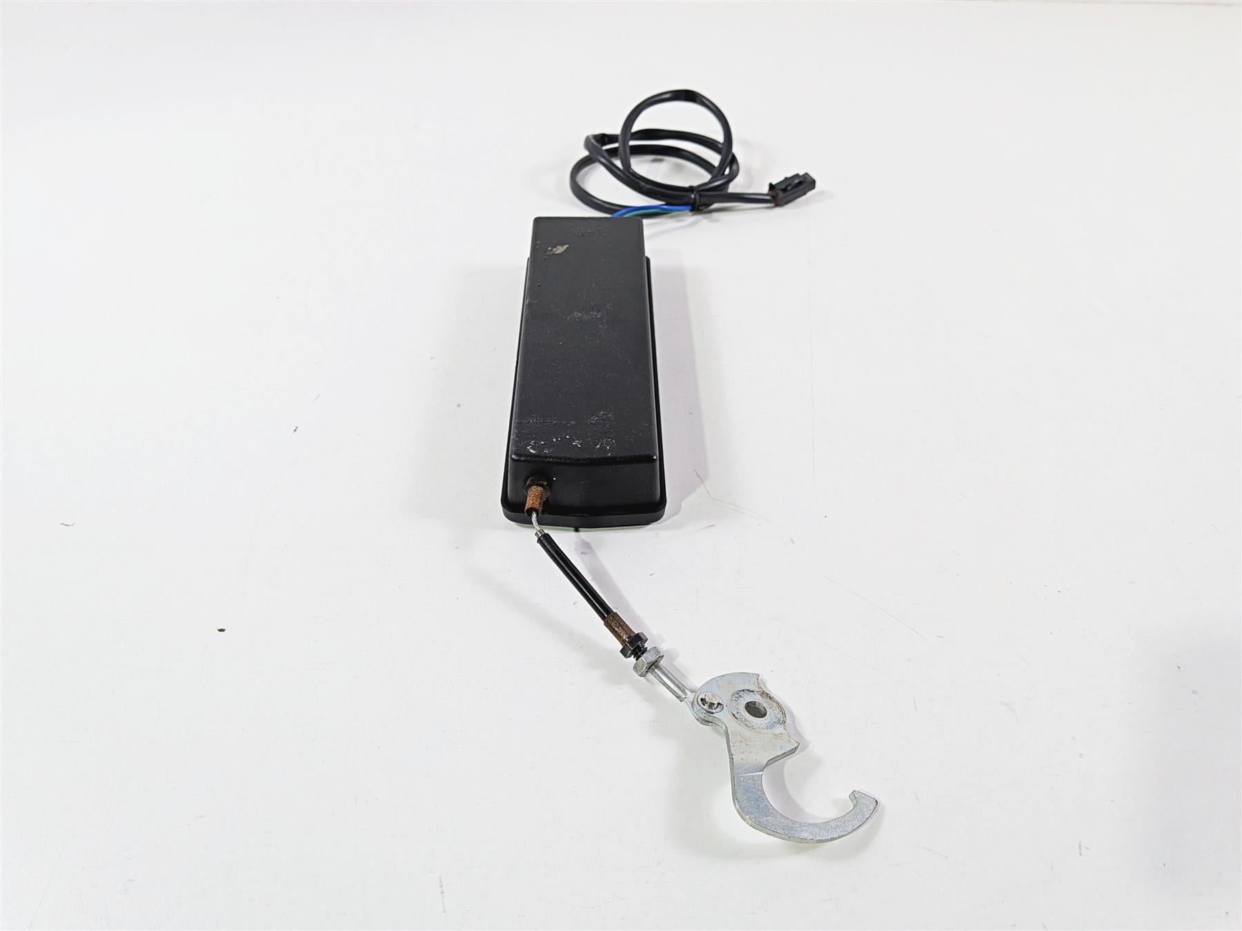 2011 Harley Touring FLHTCU CVO Electra Glide Saddlebag Lock Module 79165-07-Mototech271