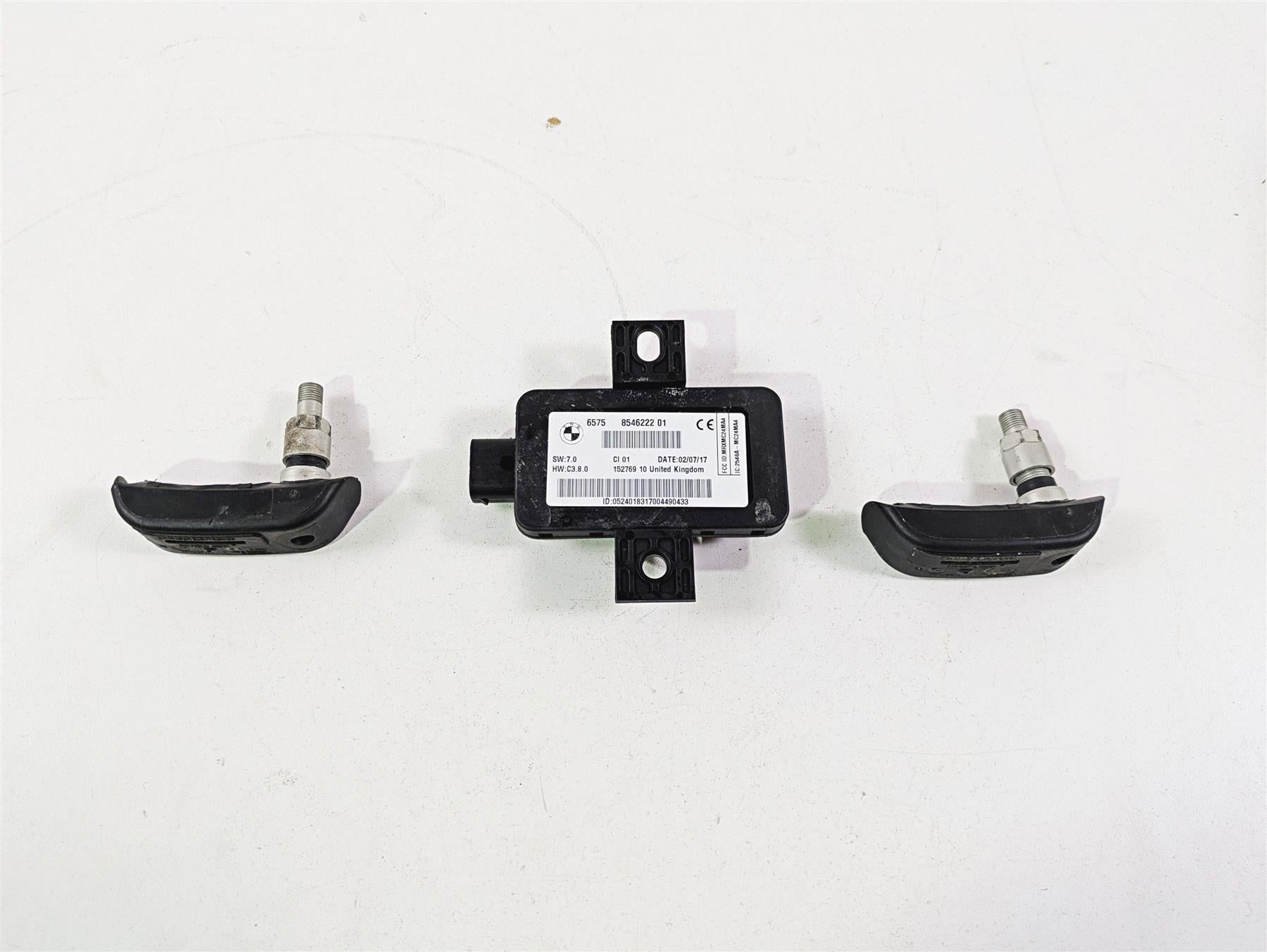 2017 BMW R1200 GS K50 Rdc Sensor & Tire Sensors Set 65758546222 65759832031 {{ shop.shopifyCountryName }} - Mototech271