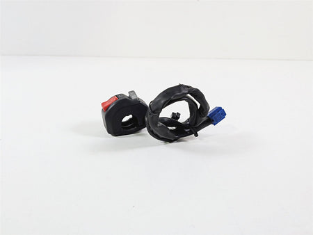 2008 Yamaha YZF R1 RN19 Right Hand Control Switch Start Stop 4C8-83975-00-00 {{ shop.shopifyCountryName }} - Mototech271
