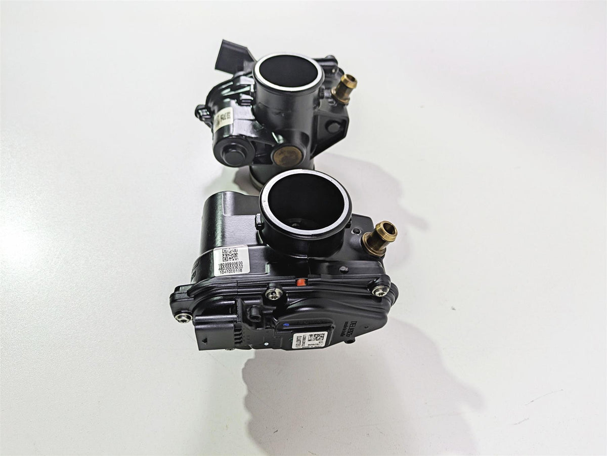 2022 BMW RnineT Pure K22 Dellorto Throttle Bodies Set 13549457019 13549457020 {{ shop.shopifyCountryName }} - Mototech271