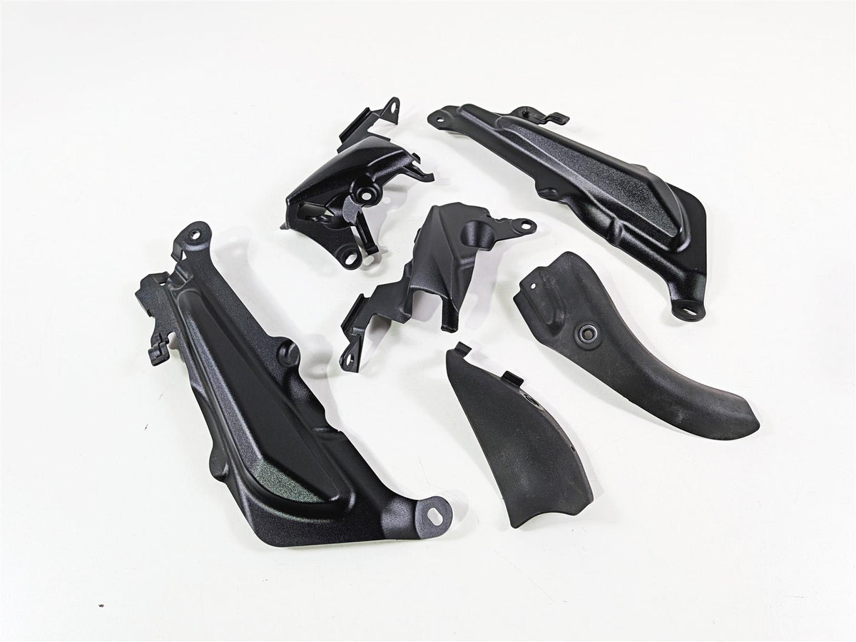 2019 Triumph Speed Triple RS 1050 All Frame Infill Covers Fairing Set T2306567 {{ shop.shopifyCountryName }} - Mototech271