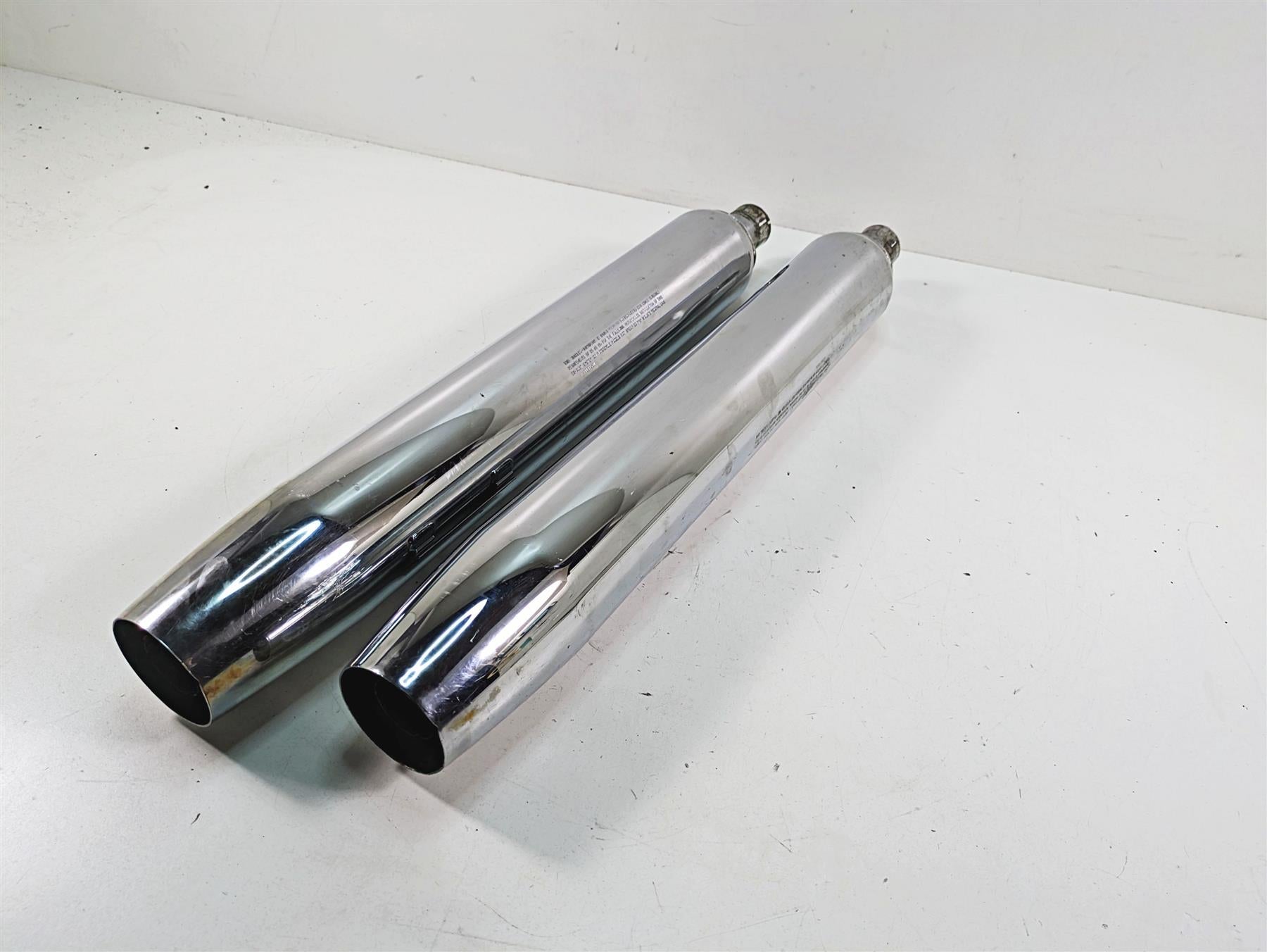 2005 Harley Touring FLHTCUI Electra Glide Oem Exhaust Muffler Pipe Set 65846-07 {{ shop.shopifyCountryName }} - Mototech271