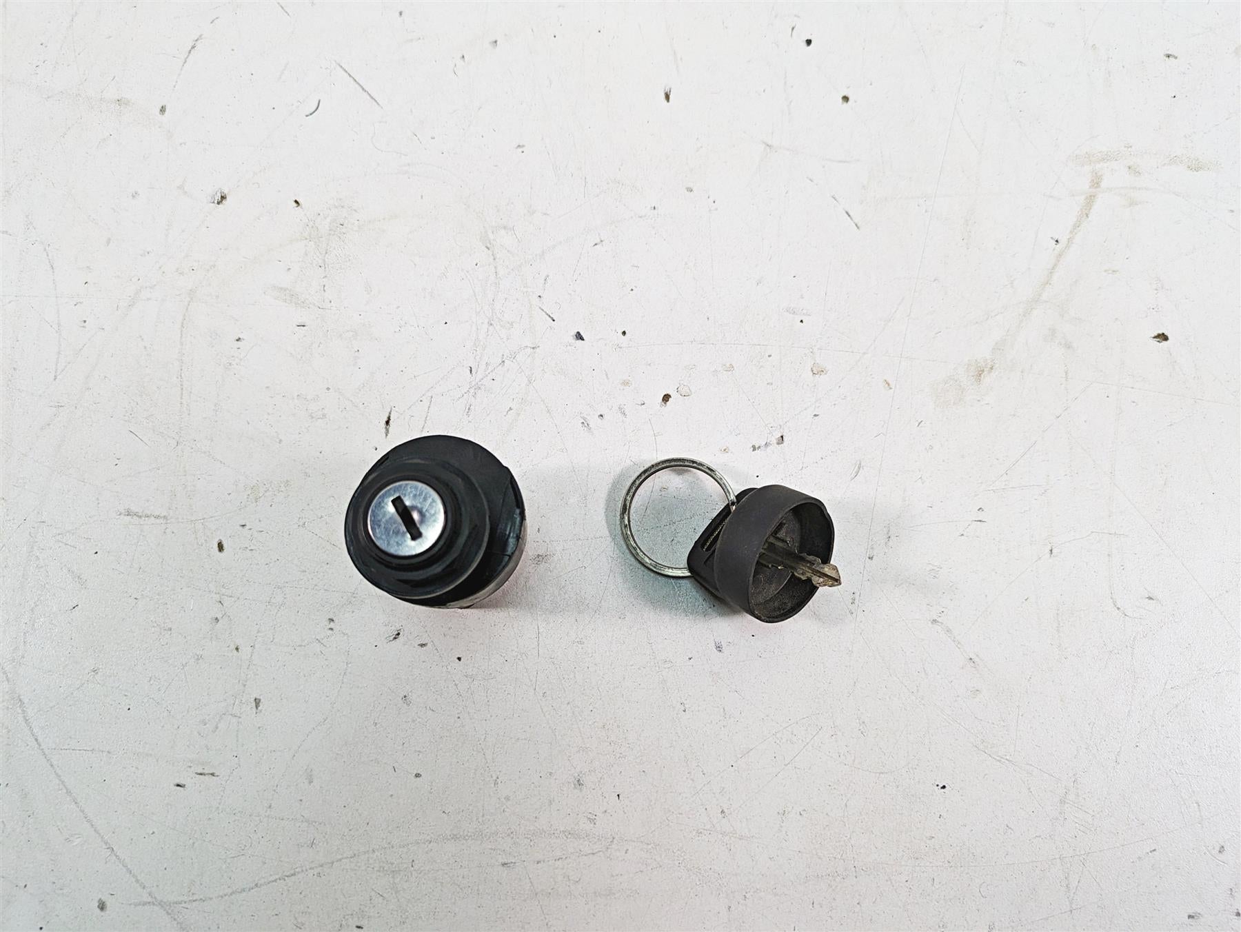 2019 Yamaha YXZ1000 R EPS SS SE Key And Ignition Switch Set 5UG-H2510-00-00 {{ shop.shopifyCountryName }} - Mototech271