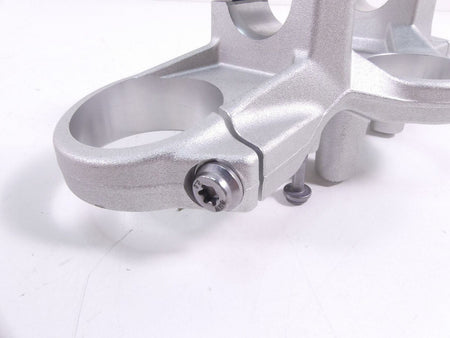 2020 BMW F900 R F900R K83 Upper Triple Tree Steering Clamp Risers 8404205 {{ shop.shopifyCountryName }} - Mototech271