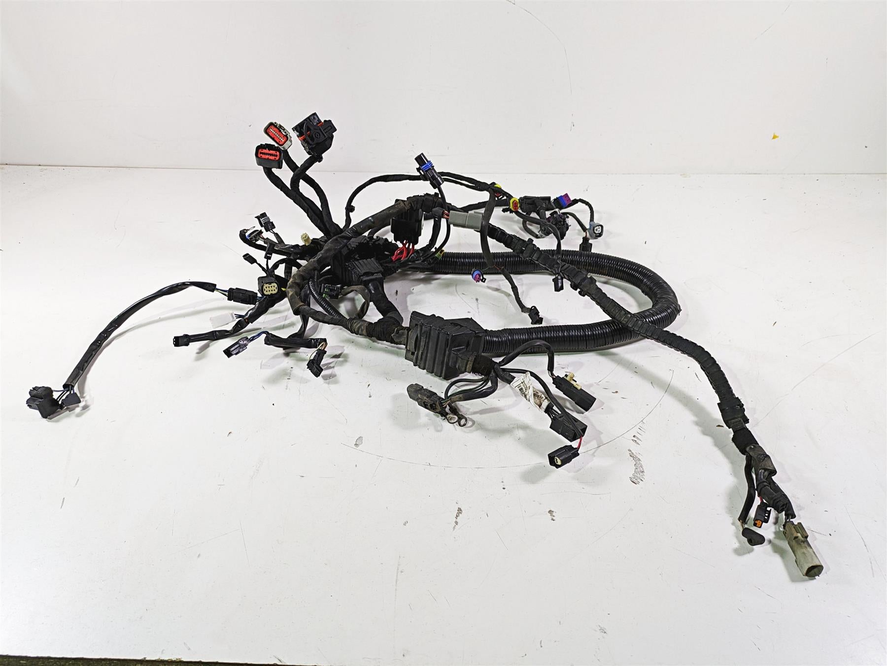 2012 Harley FLD Dyna Switchback Main Wiring Harness Loom -No Cuts 71072-12A | Mototech271