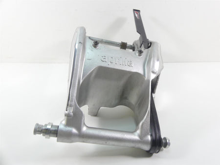 2019 Aprilia Tuono V4 RR Factory Rear Swingarm Swing Arm + Axle - Read 2B001289 {{ shop.shopifyCountryName }} - Mototech271