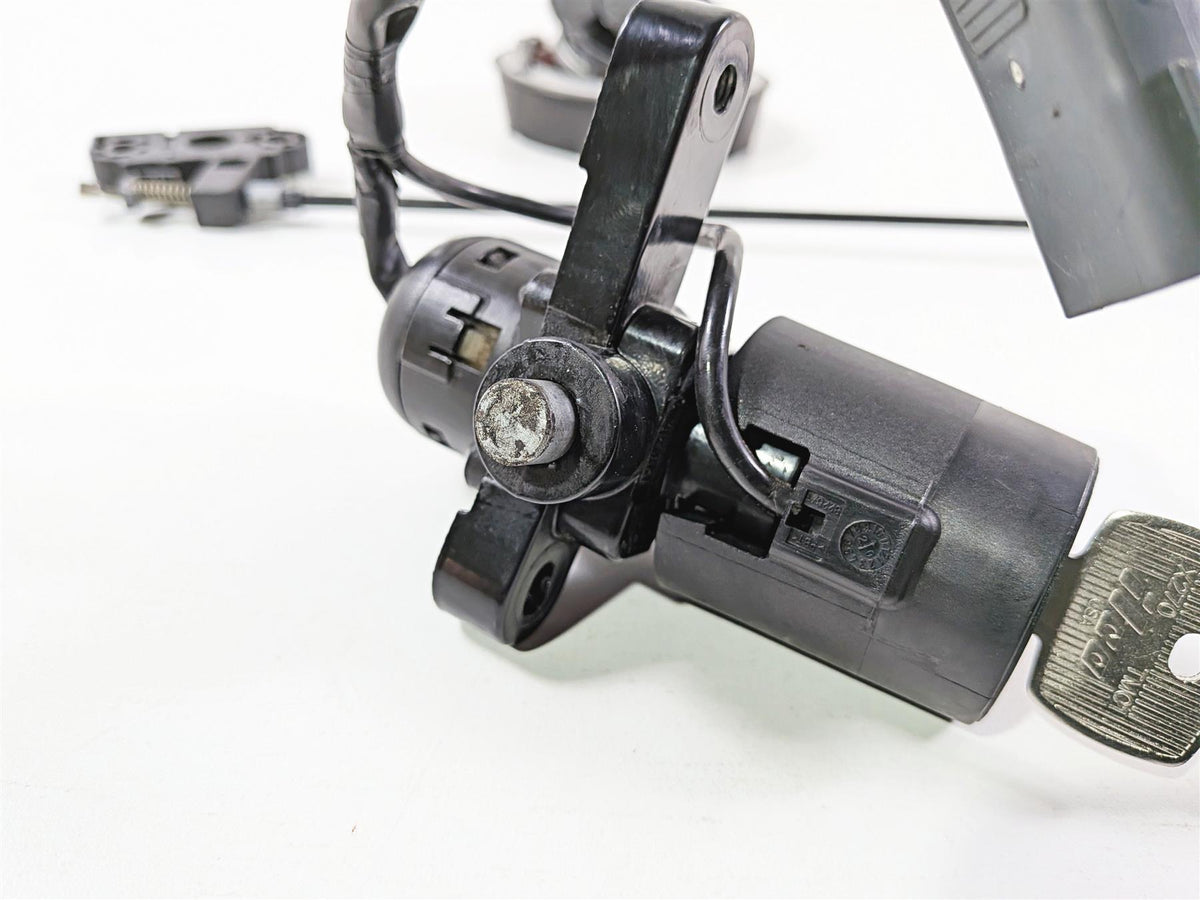 2022 Triumph Tiger 900 GT Pro Ignition SwitchKey Lock Set T2501977 {{ shop.shopifyCountryName }} - Mototech271