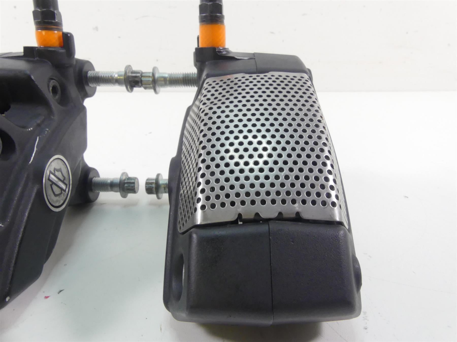 2016 Harley Touring FLHR Road King Front Brembo Brake Caliper Set 43027-08 {{ shop.shopifyCountryName }} - Mototech271