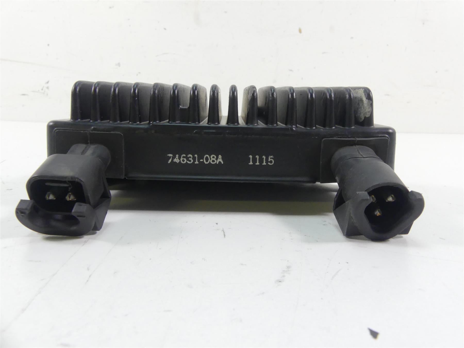 2015 Harley FLD Dyna Switchback Rectifier Voltage Regulator - Read 74631-08A {{ shop.shopifyCountryName }} - Mototech271