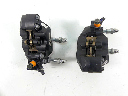 2019 Indian Chieftain Classic Front Brake Caliper Set 1912390 1912391 {{ shop.shopifyCountryName }} - Mototech271