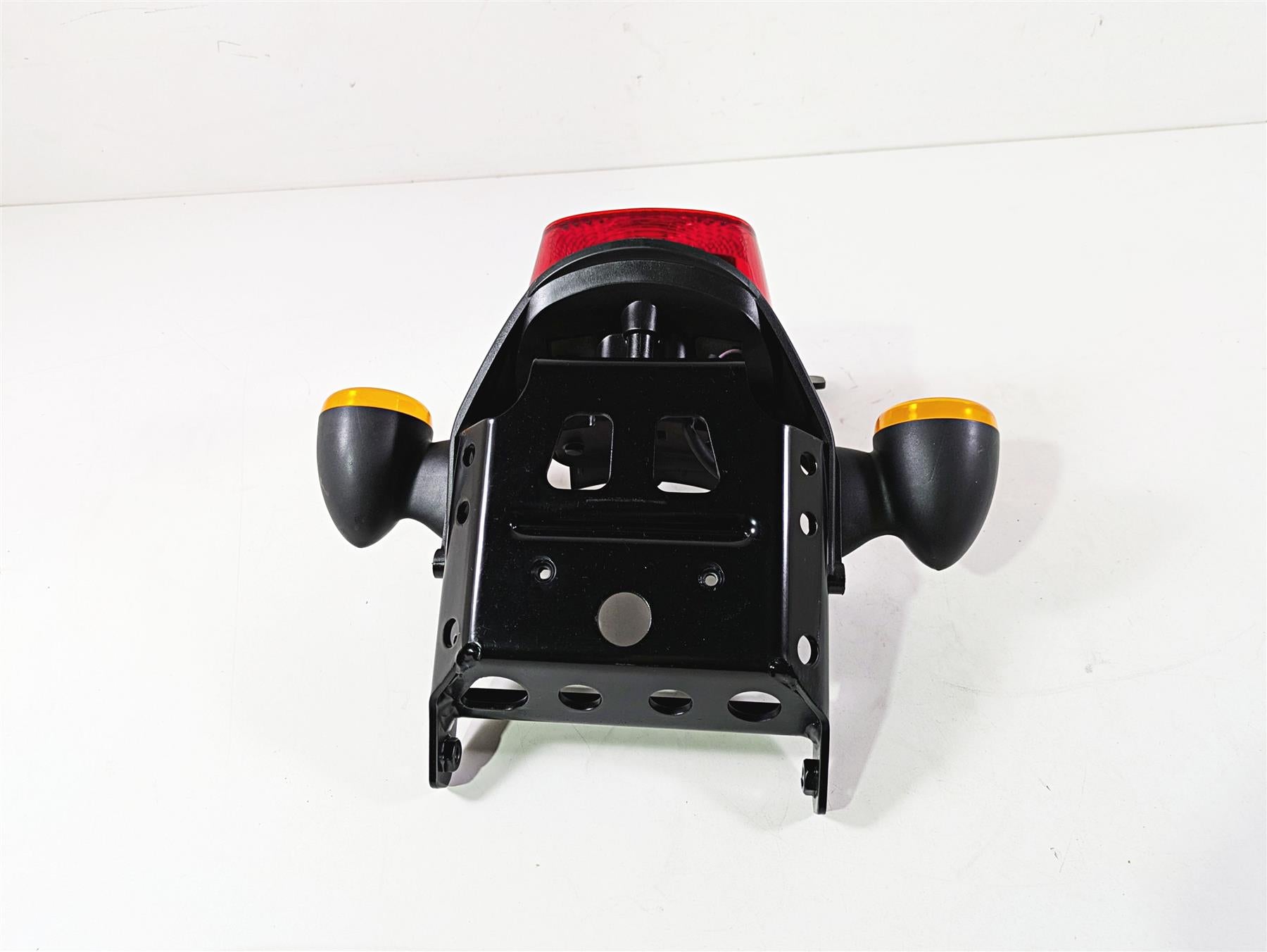 2009 Harley XR1200 Sportster Rear Taillight Blinker Plate Holder 68257-08 {{ shop.shopifyCountryName }} - Mototech271