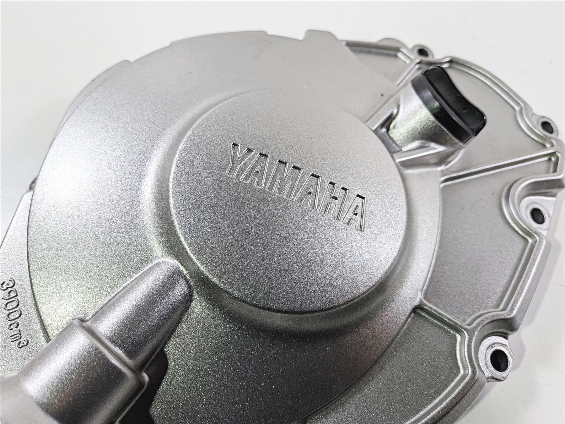 2016 Yamaha YZF R1 RN32 Silver Clutch Cover B60-15421-00-00 {{ shop.shopifyCountryName }} - Mototech271
