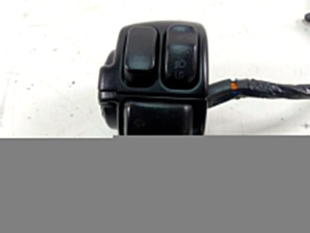2010 Harley Touring FLHRC Road King Left Hand Control Switch 71682-06A 71685-06A {{ shop.shopifyCountryName }} - Mototech271
