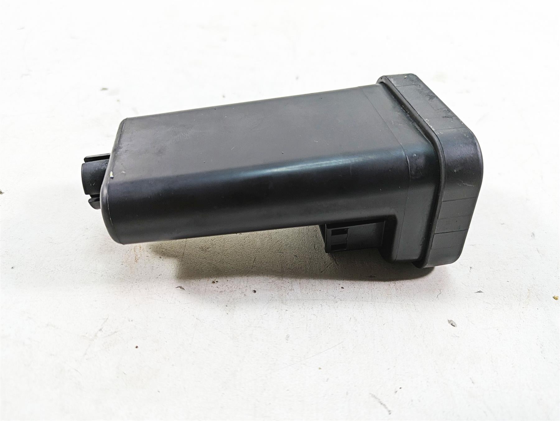 2010 Harley Touring FLHTCU Electra Glide Tsm Turn Signal Module 68920-07 {{ shop.shopifyCountryName }} - Mototech271