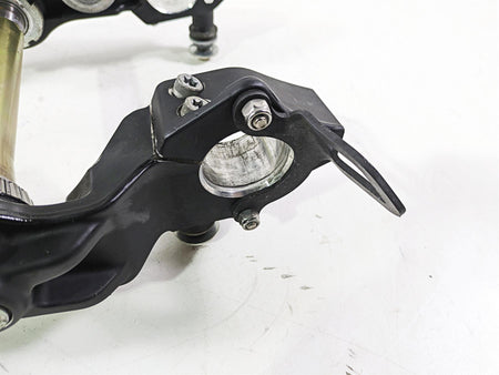 2018 Indian Chieftain Dark Horse Lower Upper Triple Tree Set 46mm 1824691 {{ shop.shopifyCountryName }} - Mototech271
