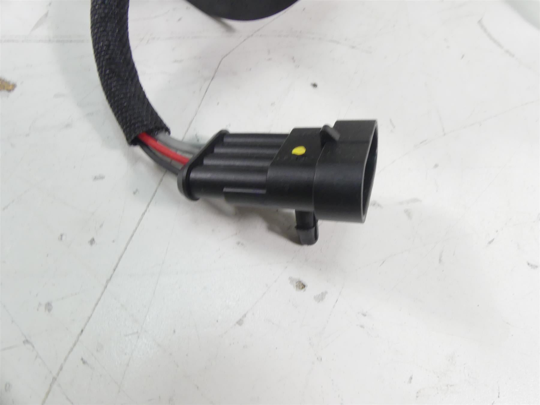 2019 Indian Motorcycle Co. FTR1200 Fuel Gas Petrol Pump -Tested 2522246 {{ shop.shopifyCountryName }} - Mototech271