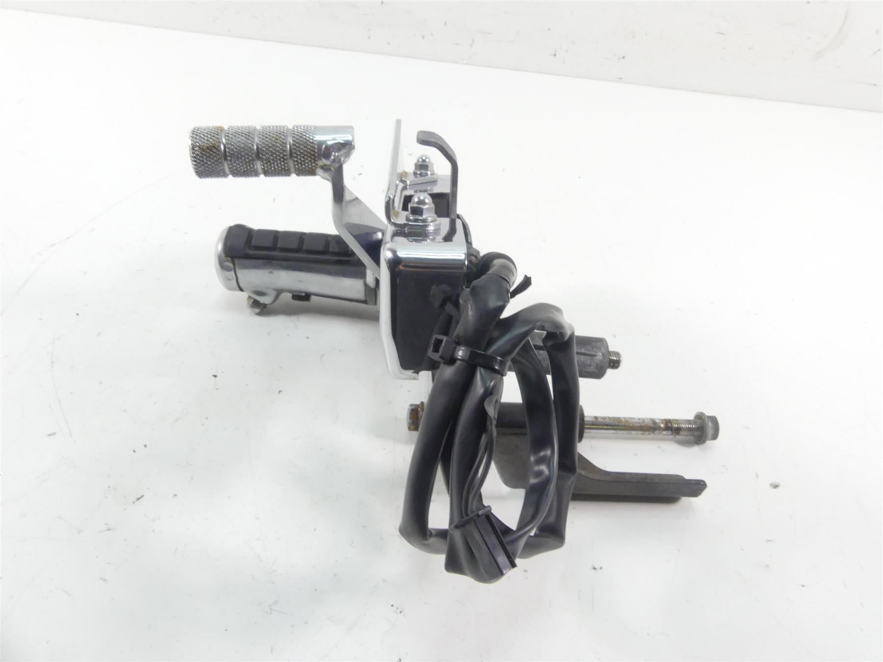 2003 Honda VTX1800 C Right Front Foot Peg + Brake Pedal 50615-MCH-C10 {{ shop.shopifyCountryName }} - Mototech271