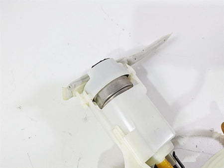 2017 Harley FLS Softail Slim Fuel Gas Petrol Pump - Tested 75252-11A 75284-08A {{ shop.shopifyCountryName }} - Mototech271