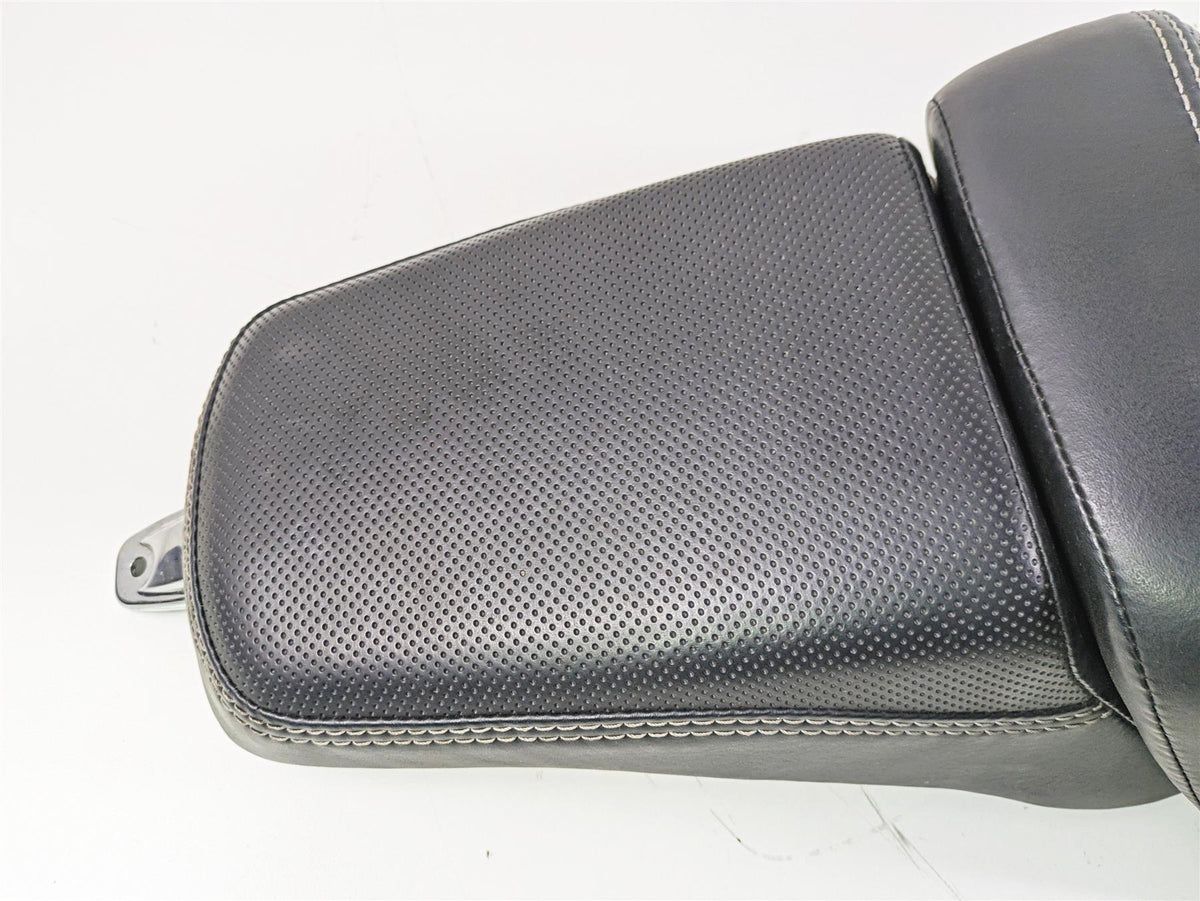 2015 Harley FXDF Dyna Fat Bob Seat Saddle Oem 1 Piece 2 Up 52000117 {{ shop.shopifyCountryName }} - Mototech271